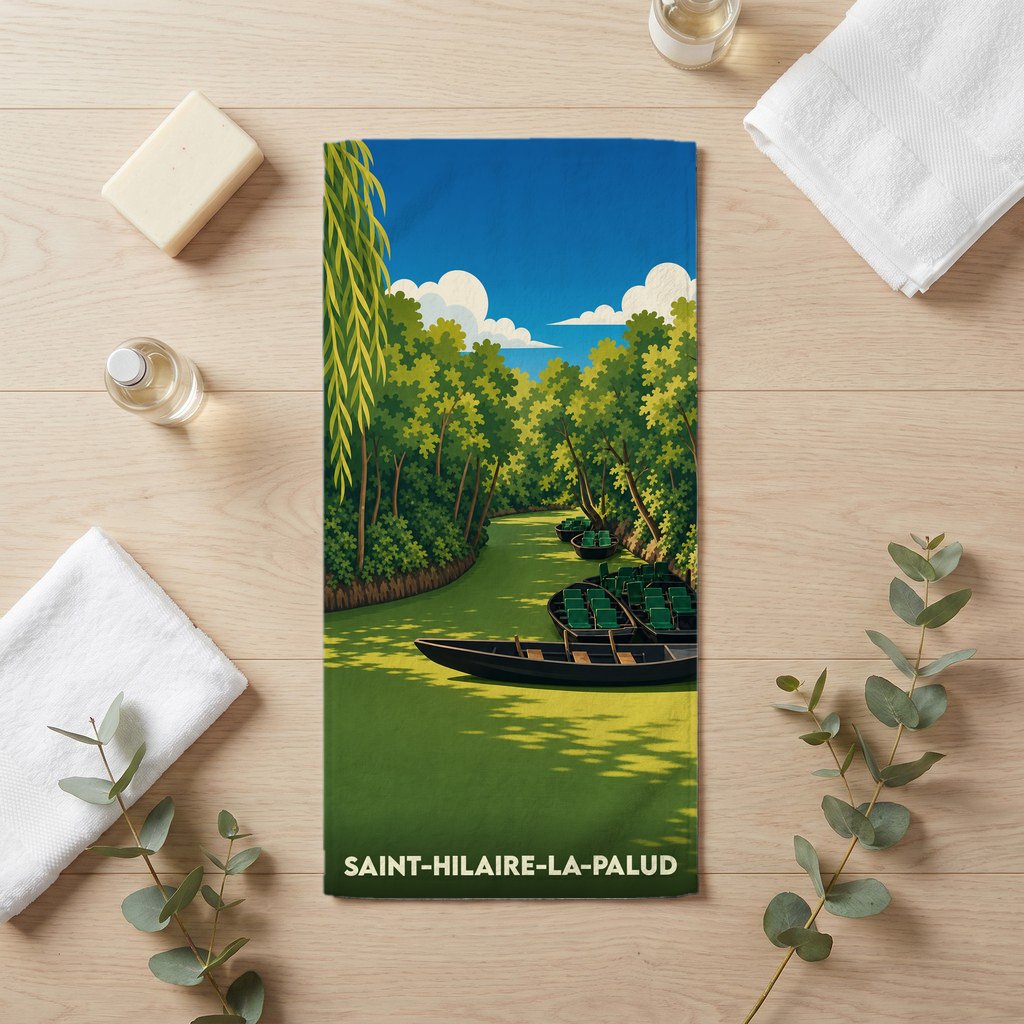 Serviette de bain souvenir de Saint-Hilaire-la-Palud illustrée par une vue stylisée des barques du Marais poitevin.