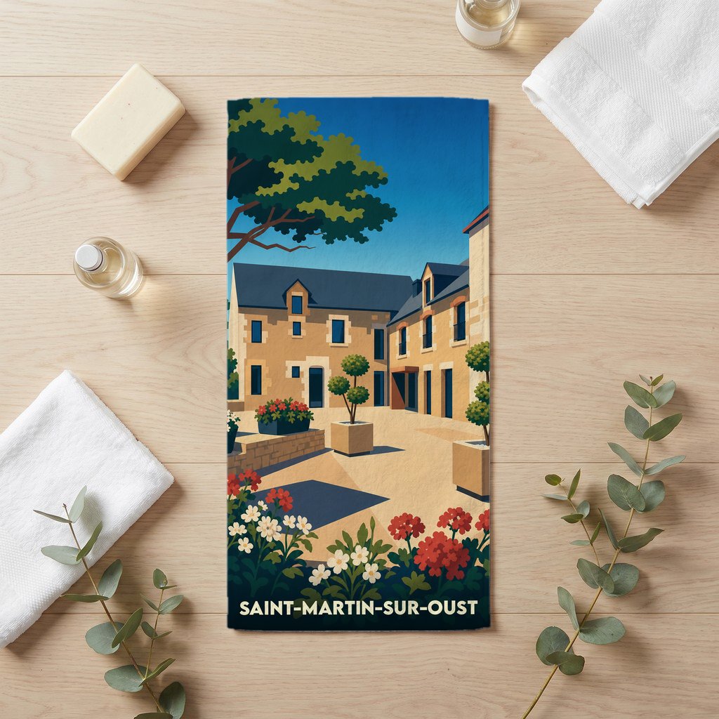 Serviette de bain souvenir de Saint-Martin-sur-Oust illustrée d'une scène de village stylisée.