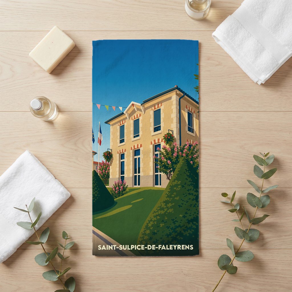 Serviette de bain souvenir de la ville de Saint-Sulpice-de-Faleyrens avec une illustration stylisée de sa mairie.