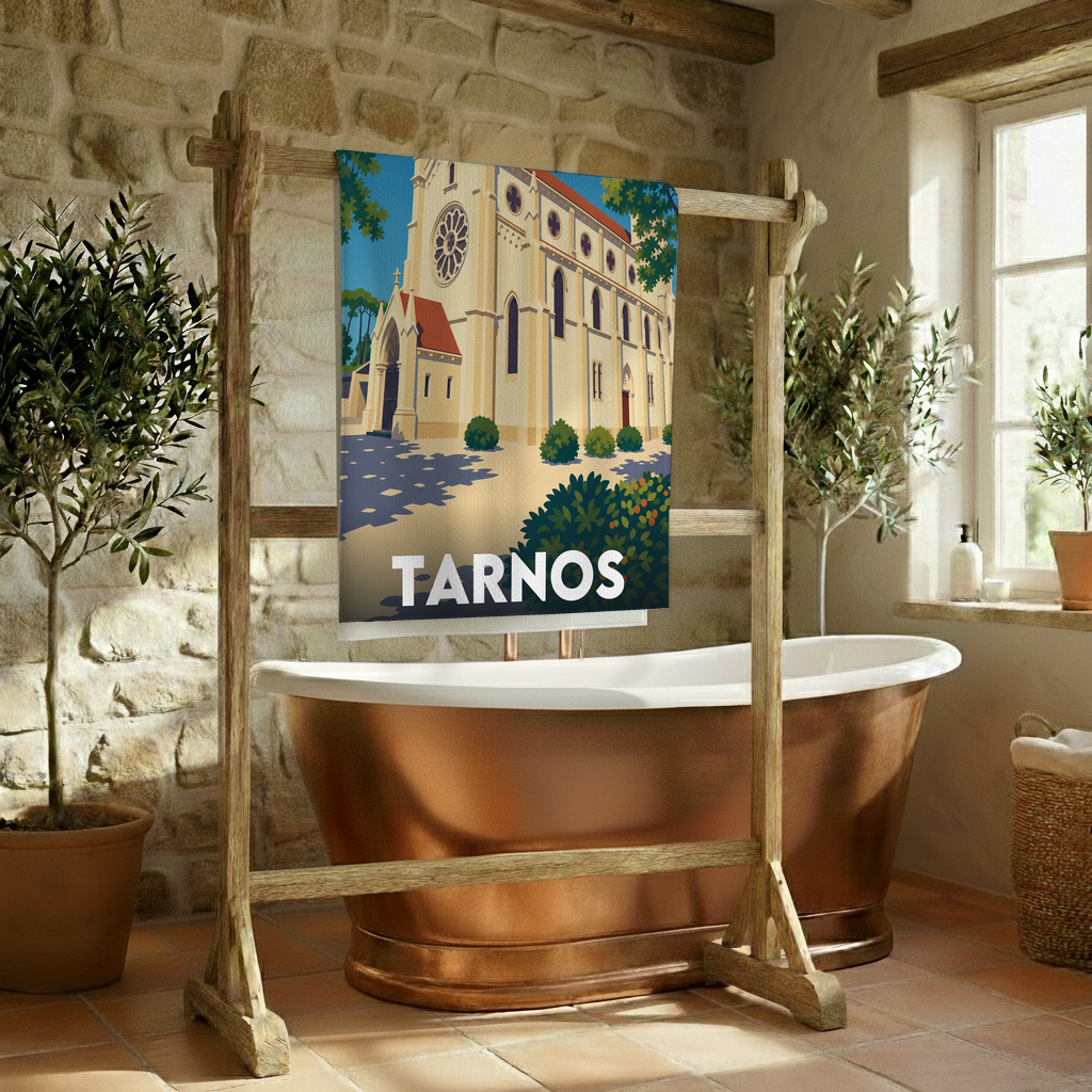 Serviette de bain souvenir de la ville de Tarnos avec une illustration stylisée.