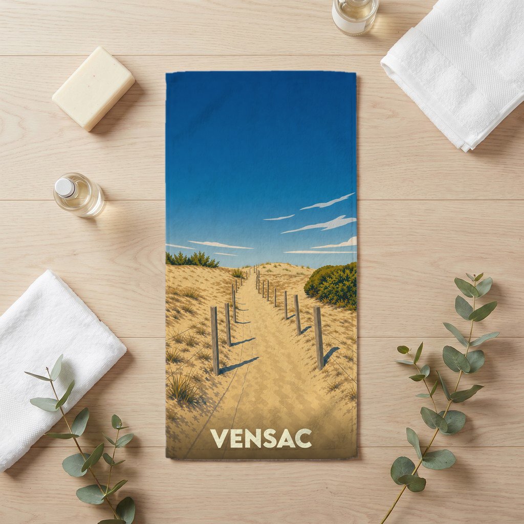 Serviette de bain souvenir de la ville de Vensac avec une illustration stylisée d'un chemin à travers les dunes.