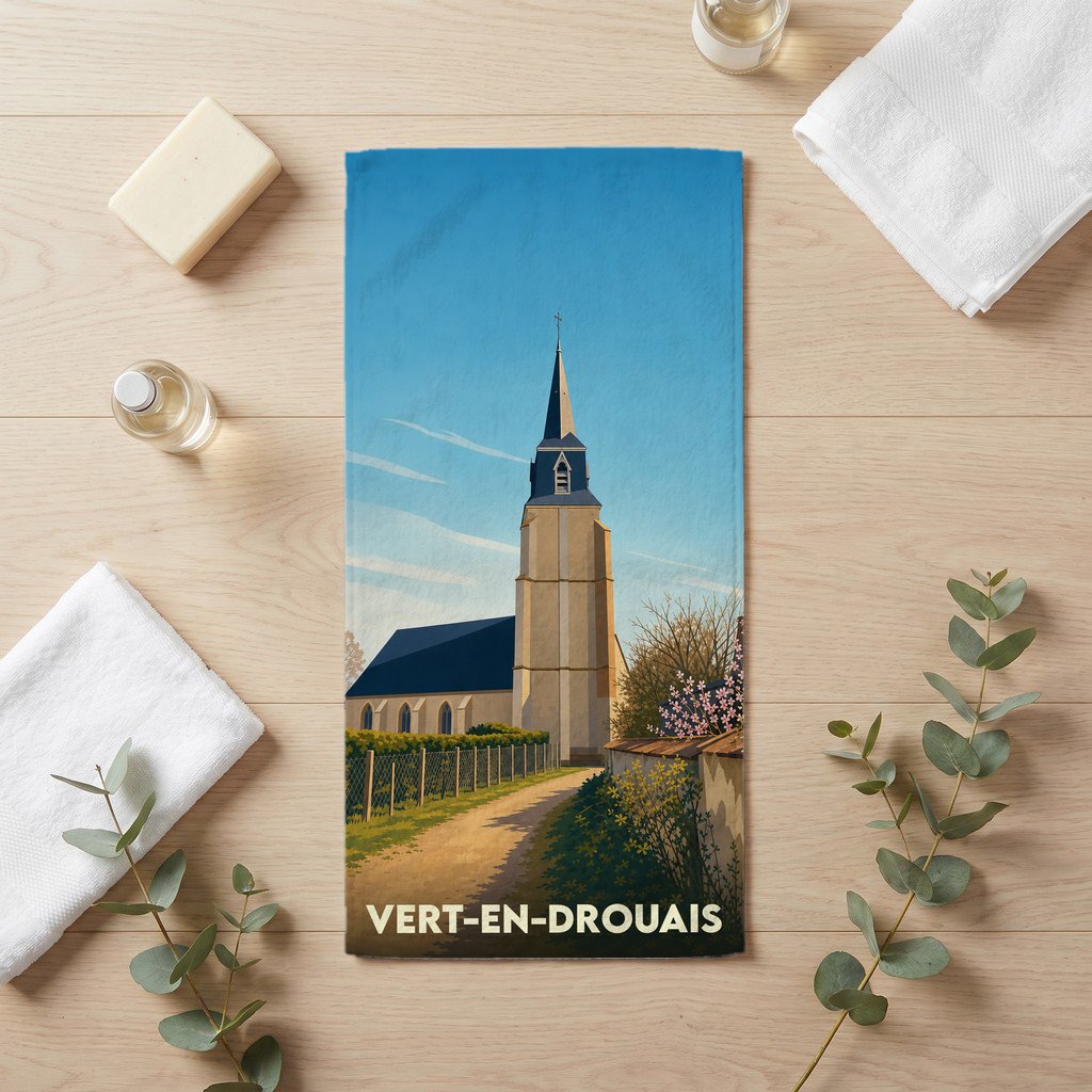 Serviette de bain souvenir de la ville de Vert-en-Drouais avec une illustration stylisée de son église.