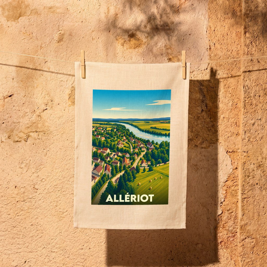Torchon souvenir de la ville d'Allériot avec une illustration stylisée de son paysage champêtre.