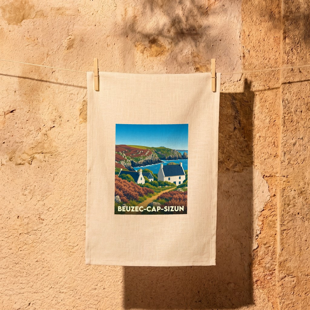 Torchon souvenir de Beuzec-Cap-Sizun illustrant un paysage côtier typique de Bretagne.