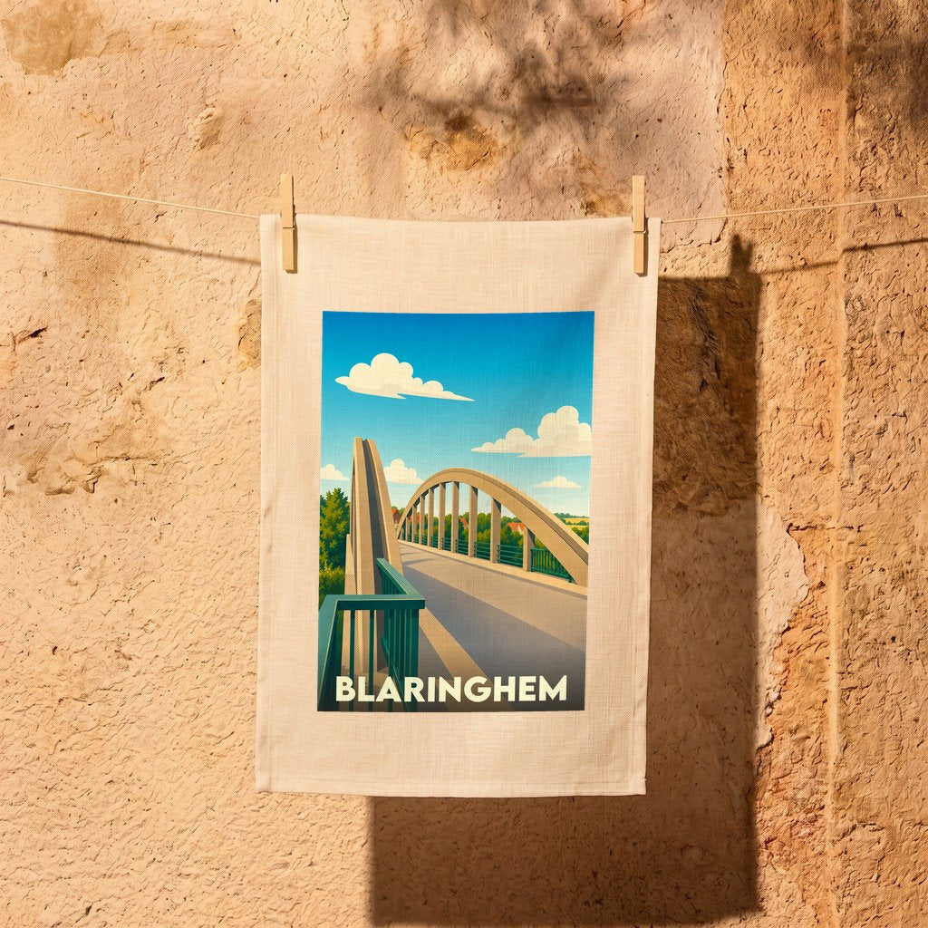 Torchon souvenir de la ville de Blaringhem avec une illustration stylisée de son pont.