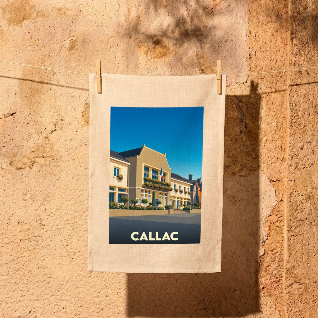 Torchon souvenir de la ville de Callac avec une illustration stylisée.