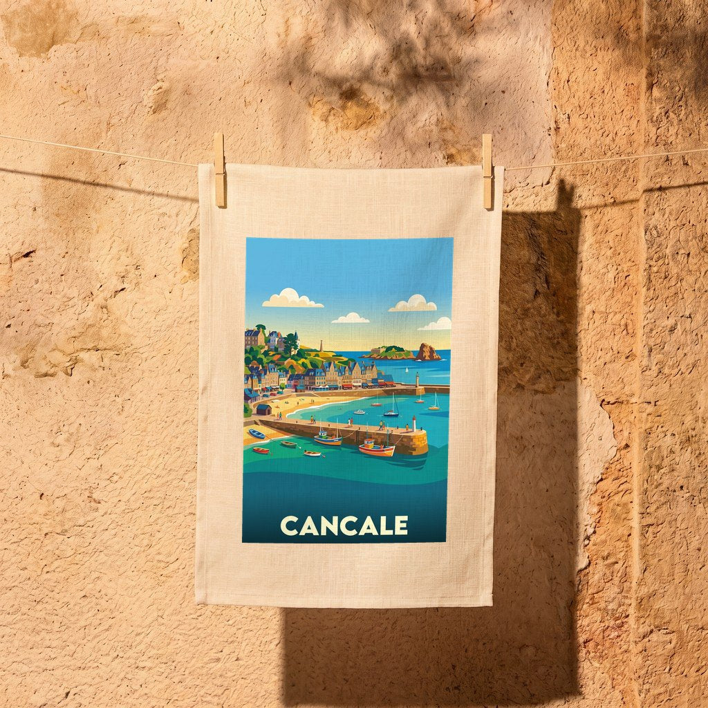 Torchon souvenir de la ville de Cancale avec une illustration stylisée de son port et de son littoral.