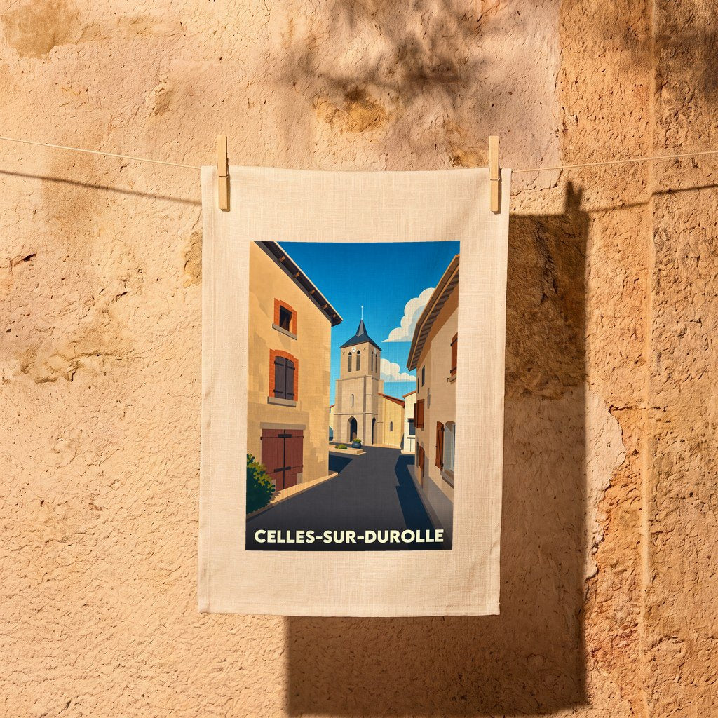 Torchon souvenir de la ville de Celles-sur-Durolle avec une illustration stylisée.