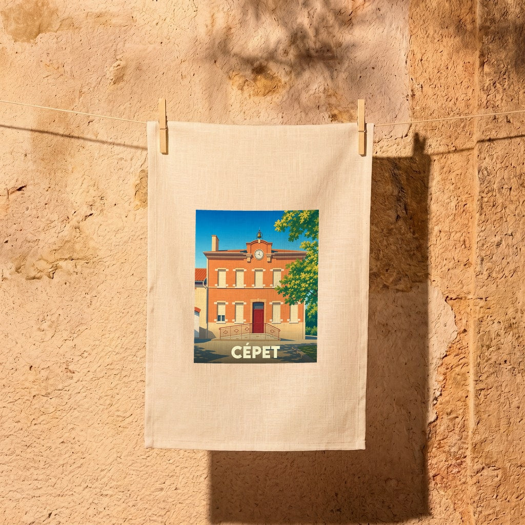 Torchon souvenir de la ville de Cépet orné d'une illustration stylisée de sa mairie.