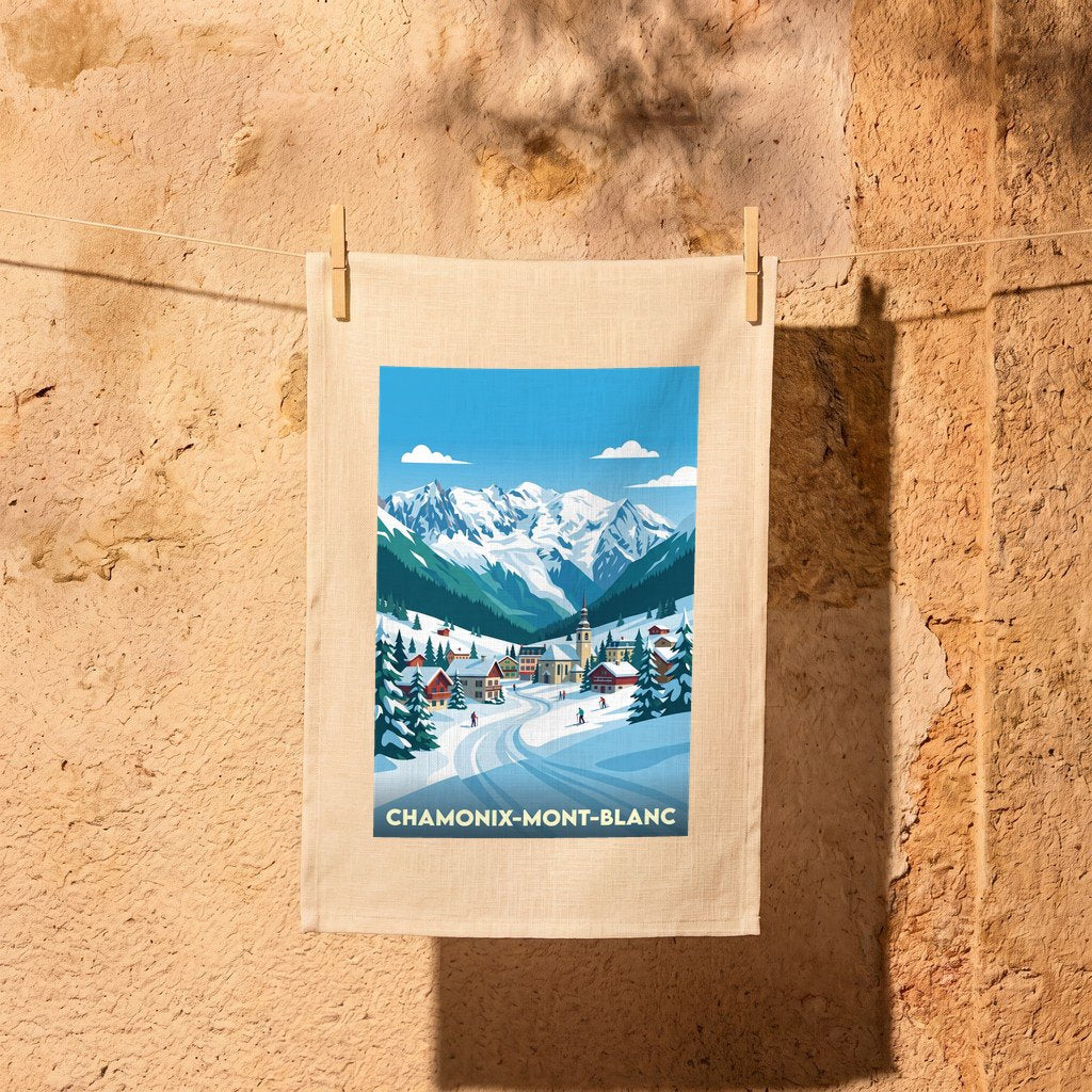Torchon souvenir de Chamonix-Mont-Blanc illustrant un paysage de montagne enneigé avec son village.