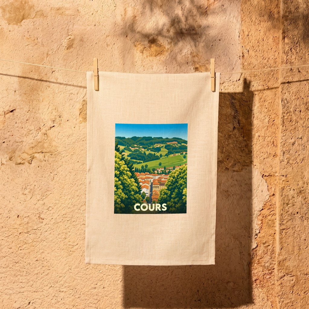 Torchon souvenir de la ville de Cours avec une illustration stylisée de son paysage vallonné.