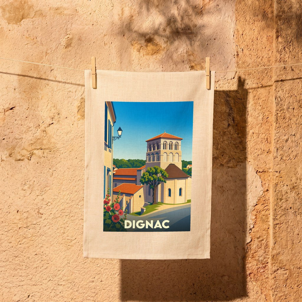 Torchon souvenir de la ville de Dignac avec une illustration stylisée de son église romane.