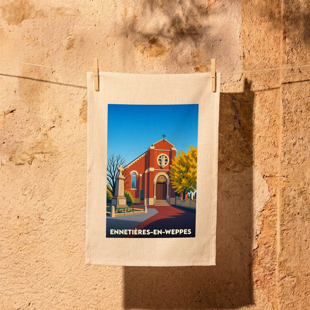 Torchon souvenir de la ville d'Ennetières-en-Weppes avec une illustration stylisée de son église.