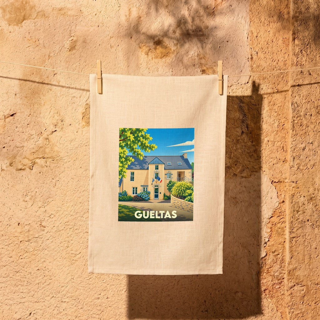 Torchon souvenir de la ville de Gueltas orné d'une illustration stylisée de sa mairie.