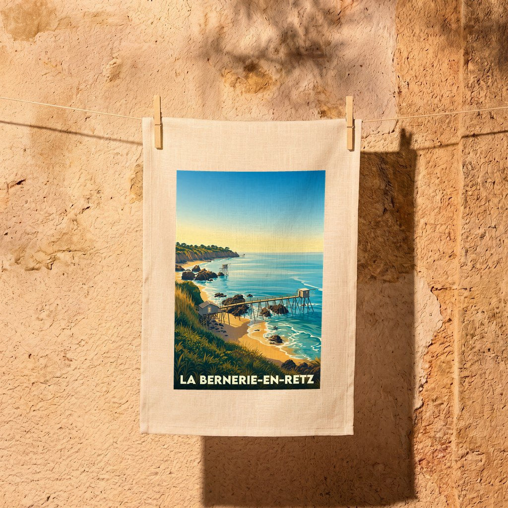 Torchon souvenir de la ville de La Bernerie-en-Retz avec une illustration stylisée de son littoral.