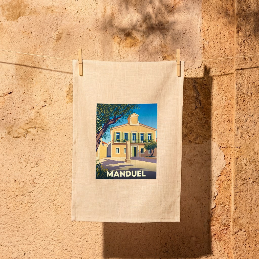 Torchon souvenir de la ville de Manduel avec une illustration stylisée d'une place ensoleillée.