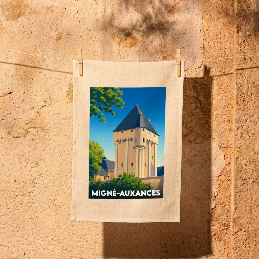 Torchon souvenir de la ville de Migné-Auxances avec une illustration stylisée de son donjon.