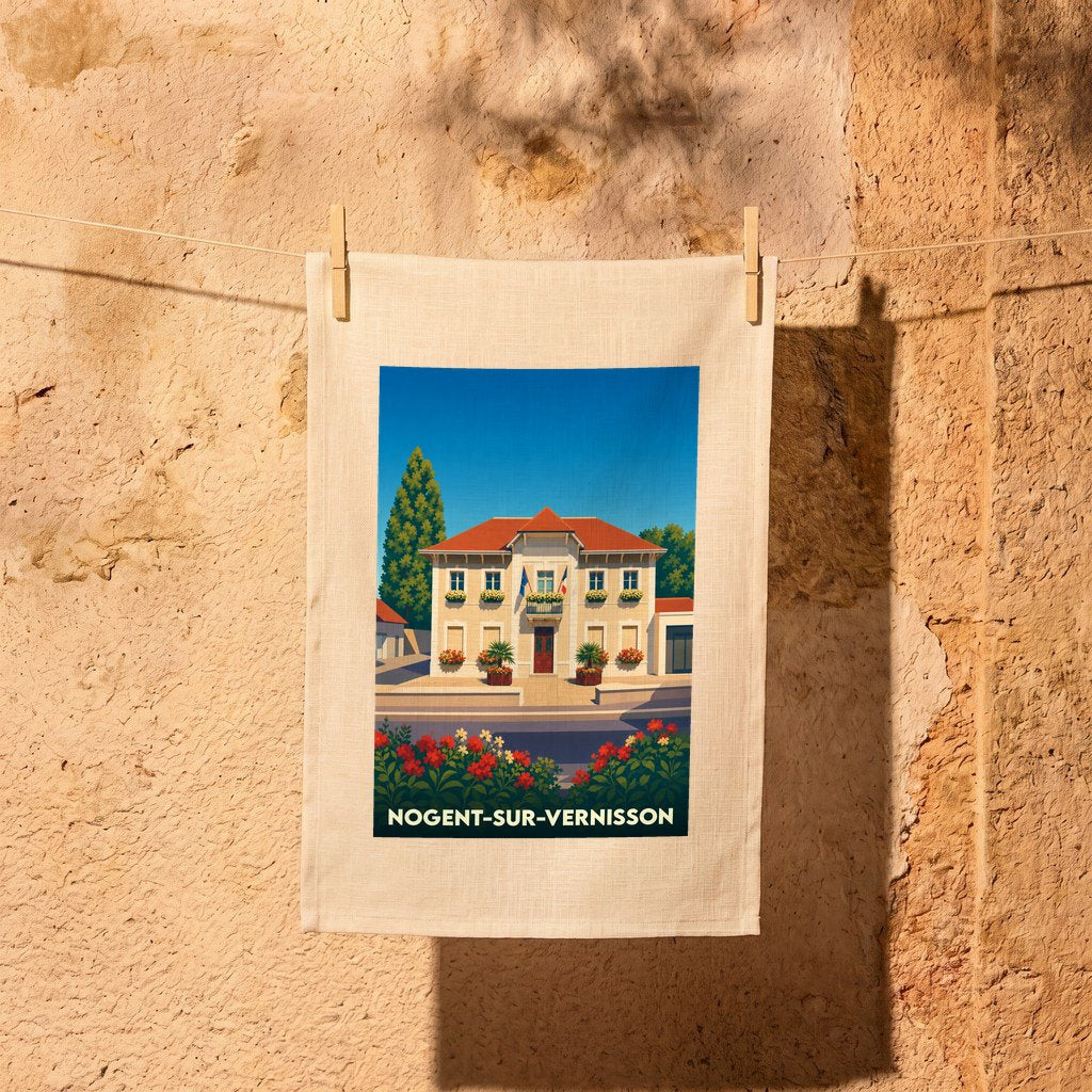 Torchon souvenir de la ville de Nogent-sur-Vernisson avec une illustration stylisée.