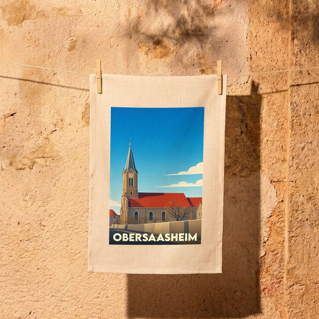 Torchon souvenir de la ville d'Obersaasheim orné d'une illustration stylisée de son église sous un ciel bleu.