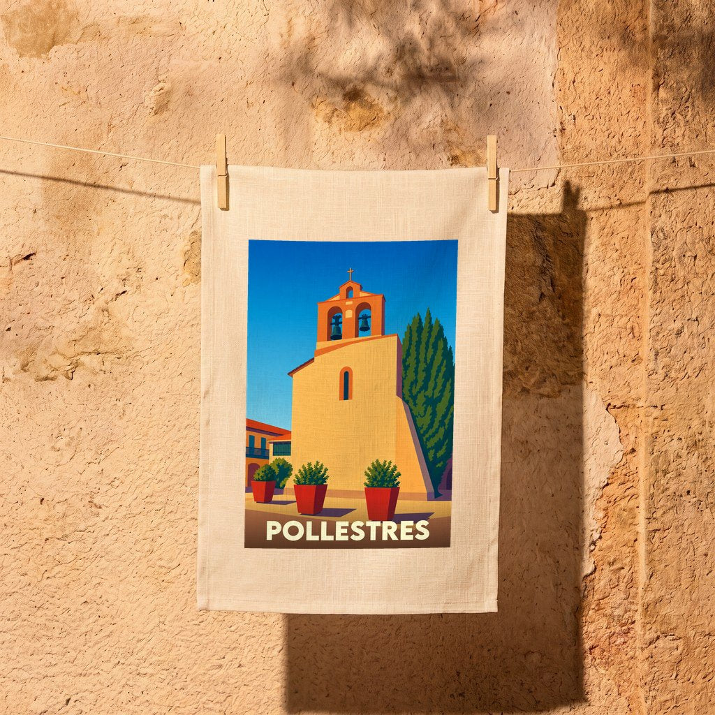 Torchon souvenir de la ville de Pollestres orné d'une illustration stylisée de son église et de son clocher.