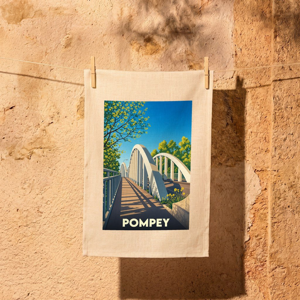 Torchon souvenir de la ville de Pompey avec une illustration stylisée de son pont.