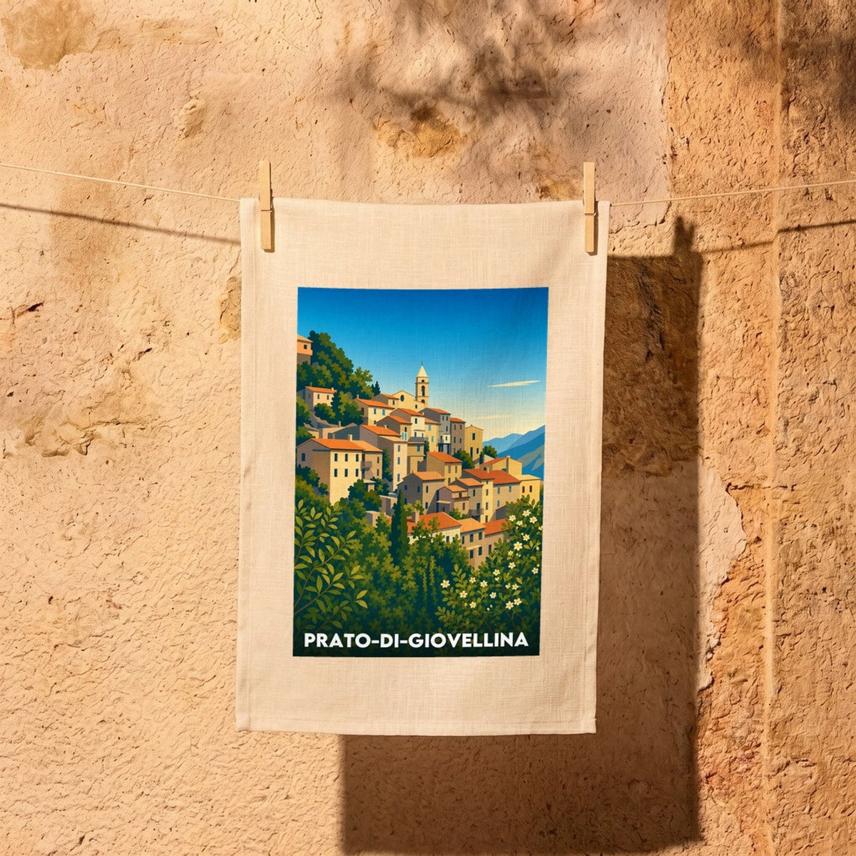 Torchon souvenir de la ville de Prato-di-Giovellina avec une illustration stylisée du village.