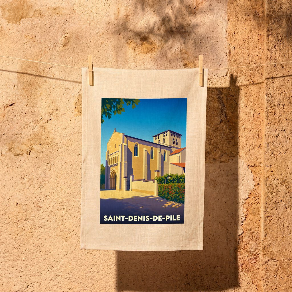 Torchon souvenir de la ville de Saint-Denis-de-Pile avec une illustration stylisée de son église.