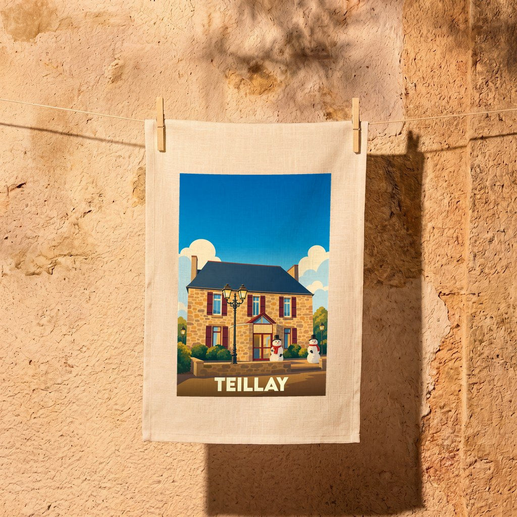 Torchon souvenir de la ville de Teillay avec une illustration stylisée d'une maison traditionnelle.