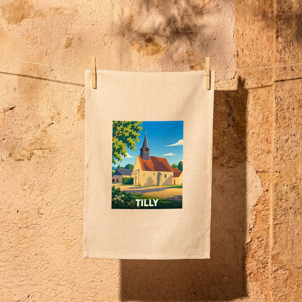 Torchon souvenir de la ville de Tilly avec une illustration stylisée de son église.