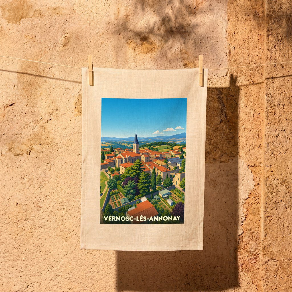Torchon souvenir de la ville de Vernosc-lès-Annonay avec une illustration panoramique stylisée.