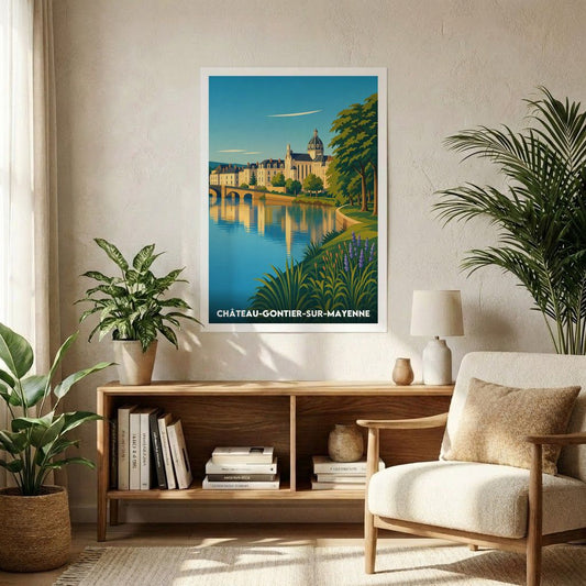 Affiche souvenir de la ville de Château-Gontier-sur-Mayenne avec une illustration stylisée des bords de la Mayenne.