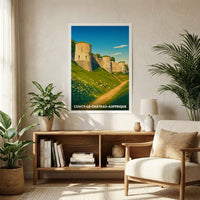 Affiche souvenir de la ville de Coucy-le-Château-Auffrique avec une illustration stylisée de ses remparts médiévaux.