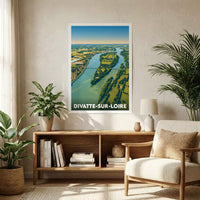 Affiche souvenir de la ville de Divatte-sur-Loire avec une illustration stylisée d'un paysage fluvial.