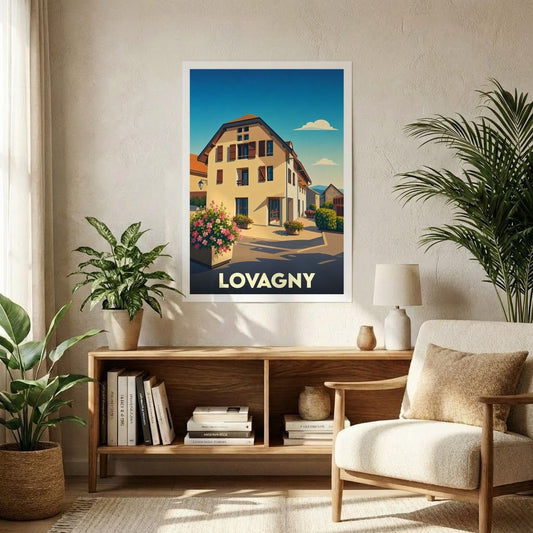 Affiche souvenir de la ville de Lovagny avec une illustration stylisée d'un bâtiment traditionnel fleuri.