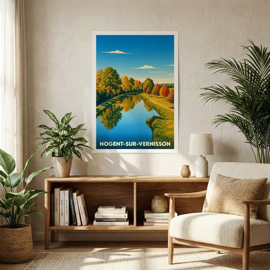 Affiche souvenir de la ville de Nogent-sur-Vernisson représentant une illustration stylisée d'un canal bordé d'arbres en automne.