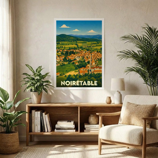 Affiche souvenir de la ville de Noirétable avec une illustration de paysage stylisée.
