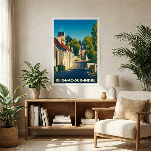 Affiche souvenir de la ville de Reignac-sur-Indre avec une illustration stylisée d'une rue pittoresque.