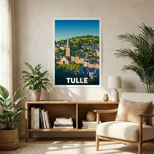 Affiche souvenir de la ville de Tulle avec une illustration stylisée de son paysage urbain.