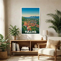 Affiche souvenir de la ville de Tullins avec une illustration stylisée.