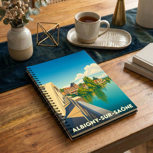 Carnet à spirales souvenir de la ville de Albigny-sur-Saône avec une illustration stylisée de son pont et des bords de Saône.