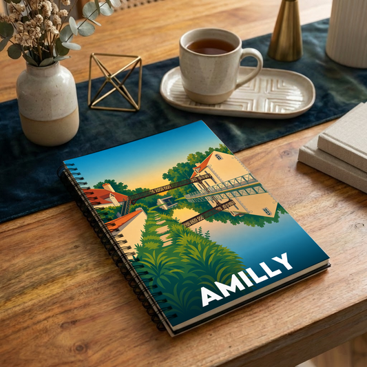 Carnet souvenir de la ville d’Amilly avec une illustration stylisée.