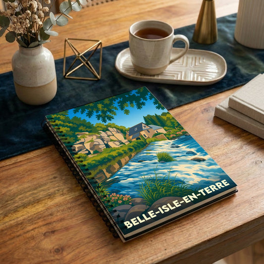 Carnet souvenir de la ville de Belle-Isle-en-Terre illustré d'un paysage de rivière au style graphique et coloré.