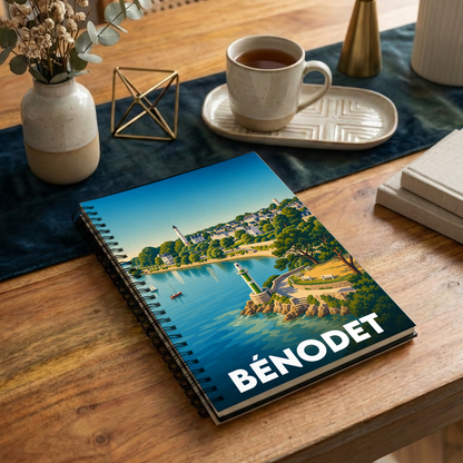Carnet souvenir de la ville de Bénodet avec une illustration stylisée.