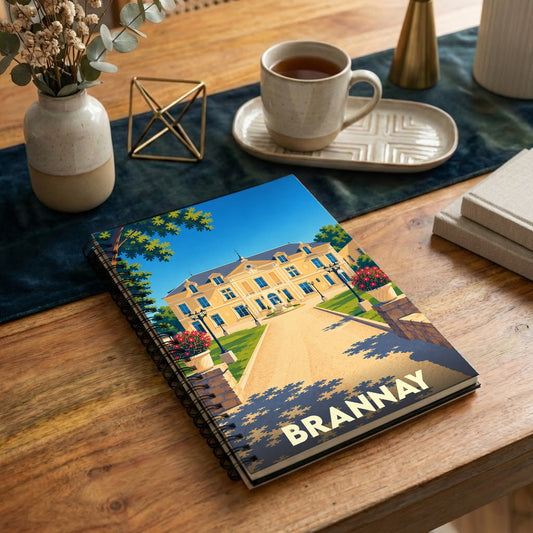 Carnet à spirales souvenir de la ville de Brannay avec une illustration stylisée de son château.