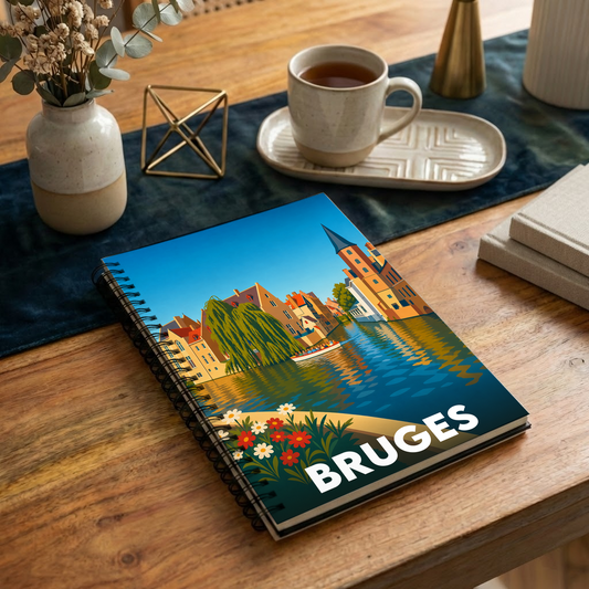 Carnet souvenir de la ville de Bruges avec une illustration stylisée.