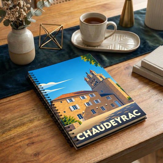 Carnet souvenir de la ville de Chaudeyrac avec une illustration stylisée.