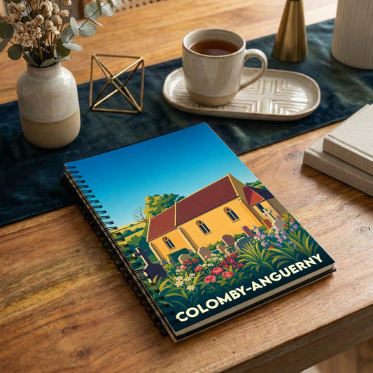 Carnet souvenir de la ville de Colomby-Anguerny avec une illustration stylisée de son église et son jardin fleuri.