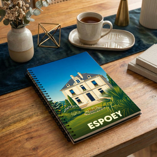 Carnet souvenir de la ville d'Espoey avec une illustration stylisée d'une demeure bourgeoise.