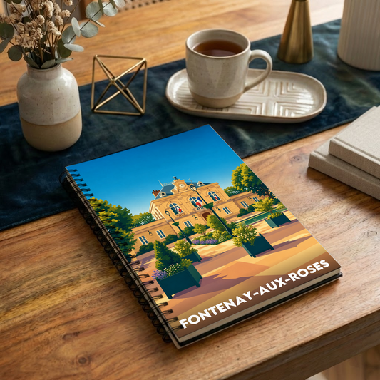 Carnet à spirales souvenir de la ville de Fontenay-aux-Roses avec une illustration stylisée de son hôtel de ville.