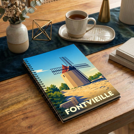 Carnet souvenir de la ville de Fontvieille illustré par un moulin provençal dans un style rétro.